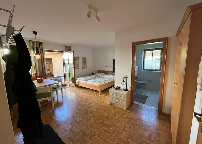 Haus Kurz - Kurz Nadine 公寓 *